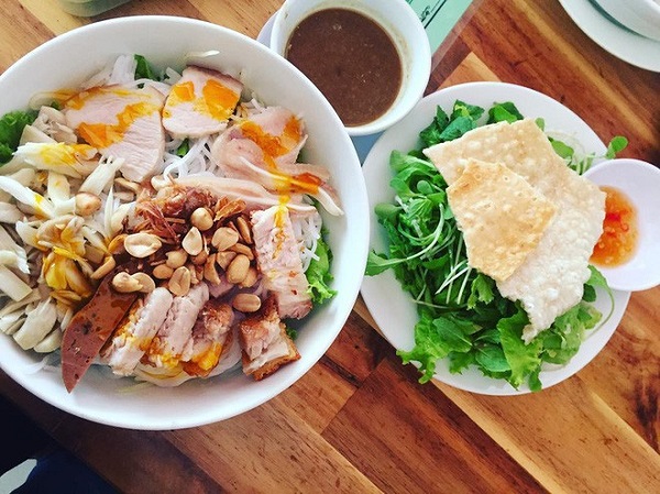 10-mon-an-dan-da-ngon-mien-ban-nhat-dinh-nen-nem-cho-du-khi-den-da-nang-du-lich-tet-nay-ivivu-26