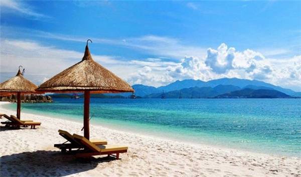 Mỹ Khê được mệnh danh là bãi biển quyến rũ nhất hành tinh. (Ảnh: Internet)