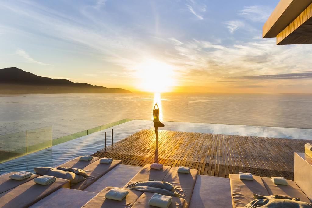 A-La-Carte-Da-Nang-Beach-ivivu-4
