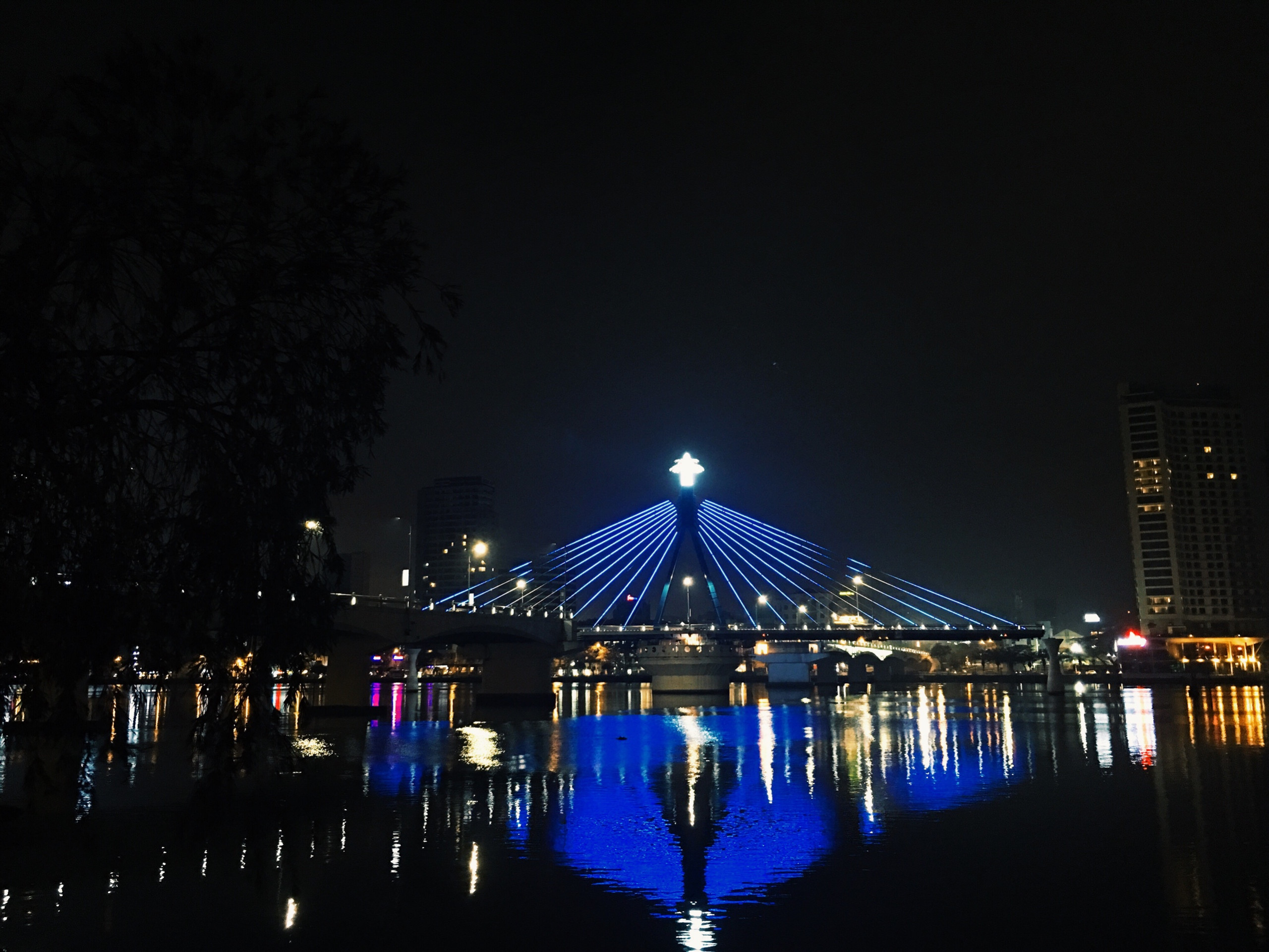 Cầu Sông Hàn – Cầu Quay