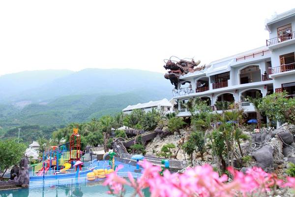 cong-vien-suoi-khoang-nong-than-tai-da-nang-ivivu-1