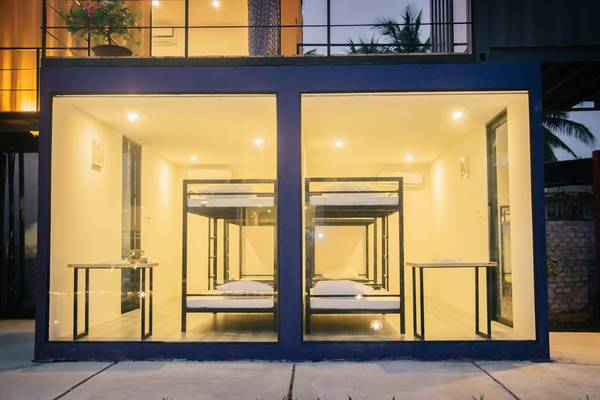 Với không gian thoáng đãng, bạn có thể ngắm cảnh ngay cả khi ở trong phòng.