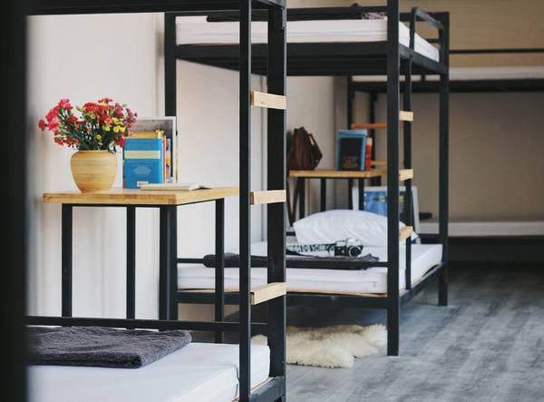 Bên trong phòng nghỉ khá đầy đủ tiện nghi.