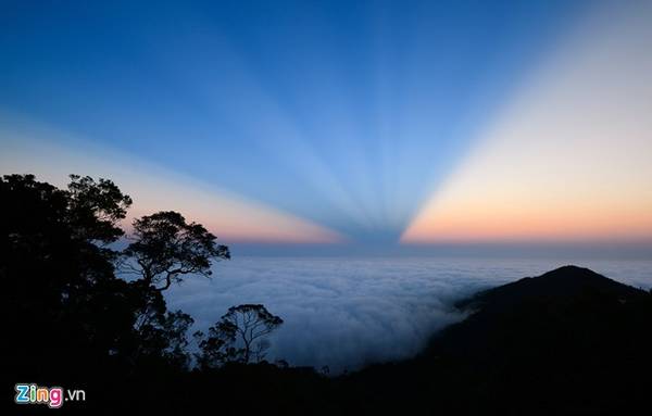 Khu-nghi-duong-Ba-Na-nhin-tu-camera-bay-ivivu-14