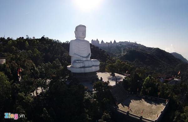 Khu-nghi-duong-Ba-Na-nhin-tu-camera-bay-ivivu-2