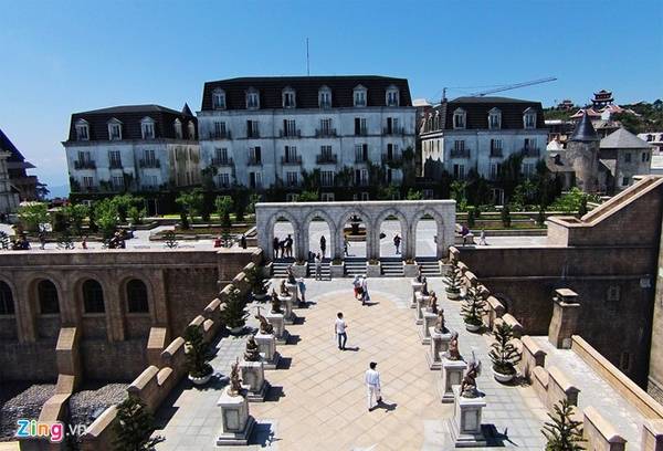 Khu-nghi-duong-Ba-Na-nhin-tu-camera-bay-ivivu-6