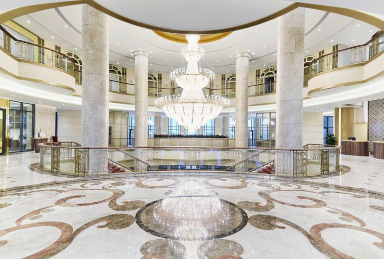 khu-nghi-duong-Sheraton-Grand-Da-Nang-ivivu-1