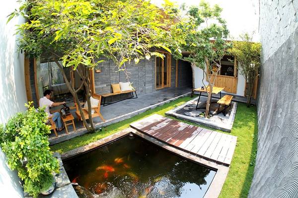 Hotel Homestay nằm ở địa chỉ K30/H01/03 Hà Bổng với vật liệu xây dựng chủ yếu bằng gỗ nên cực sang trọng và thoáng mát. 