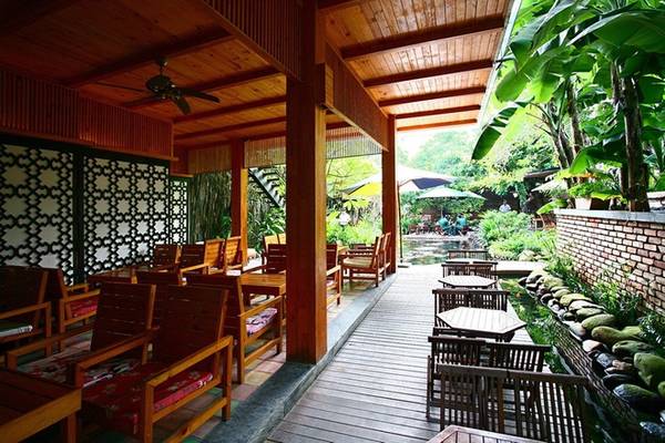 Sự thô mộc kết hợp cùng sự tinh tế tạo nên một nét riêng khá ấn tượng.