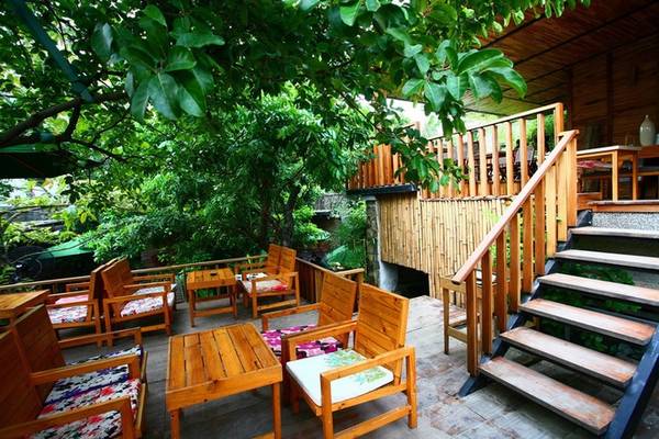 Những khoảng chênh cốt tạo nên nhiều tầng bậc không gian và sự kết nối linh hoạt, những khoảng trống, khoảng mở đầy lôi cuốn.