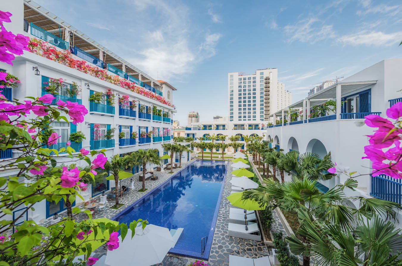 Risemount-Resort-Danang-ivivu-1