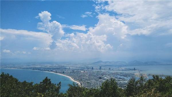 vi-vu-3-thanh-pho-lon-hue-da-nang-hoi-an-voi-tui-tien-rat-mong-ivivu-2