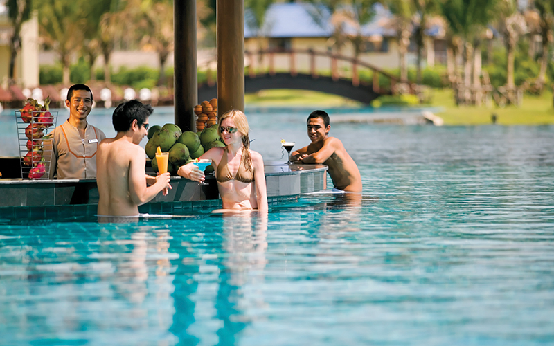 Vinpearl-Da-Nang-Riverfront-Suites-ivivu-7