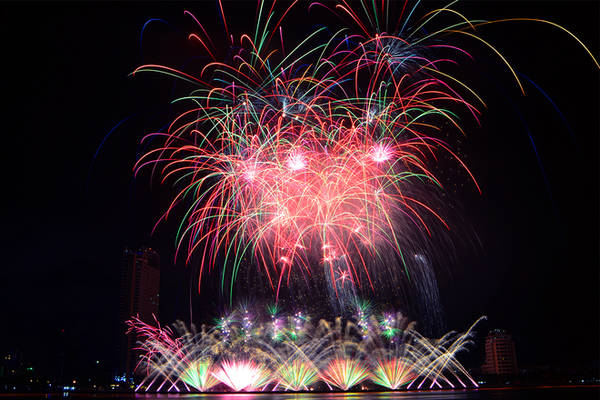 Phần trình diễn lần này của đội thể hiện được diện mạo mới, chiếm trọn cảm tình của khán giả và ban giám khảo.