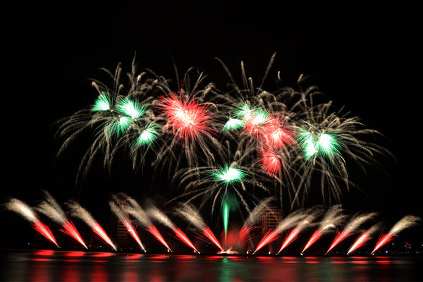 vu-dieu-phao-hoa-tren-song-han-ivivu-9-1