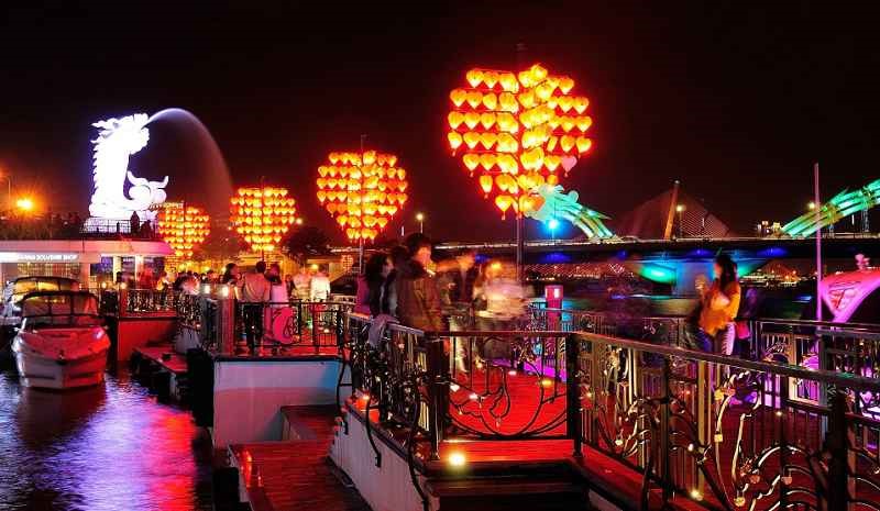 Khách sạn Flower Beachstay Đà Nẵng